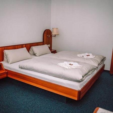 Hotel Morgensonne ออกุสตุสบวร์ก ภายนอก รูปภาพ